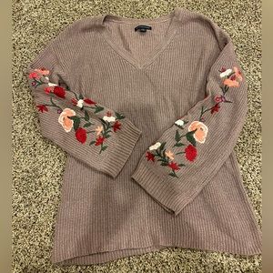 American Eagle sweater